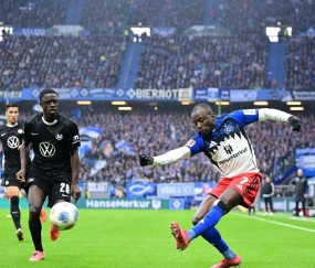 德甲第8轮,20岁丹麦新星达吉姆一剑封喉,沃尔夫斯堡1-0战胜汉堡