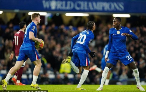 英超积分榜：阿森纳先赛7分领跑 切尔西重返前四