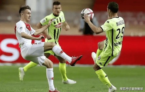 法甲焦点｜里尔VS洛里昂：冲欧劲旅死磕中游稳旅，7-1恩怨+伤病博弈，客场龙能否逆袭？