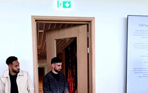 沙特1月欲再向曼联求购B费，给税后周薪70万！还想免费签马奎尔