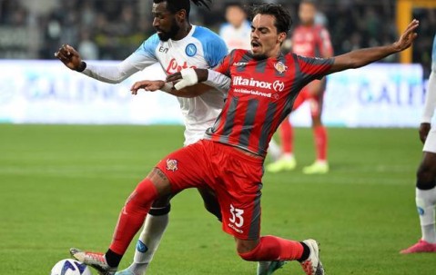 意甲中游绞杀！克雷莫纳主场死磕乌迪内斯，谁能打破平局怪圈？