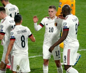 周一001意甲：博洛尼亚与克雷莫纳的激情碰撞