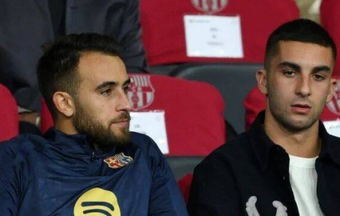 从面临清洗到绝对主力！弗里克慧眼识珠巴萨多面手彻底逆袭