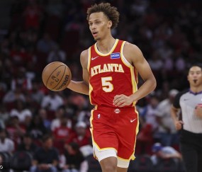 丹尼尔斯4年1亿美元提前续约老鹰 上赛季抢断王