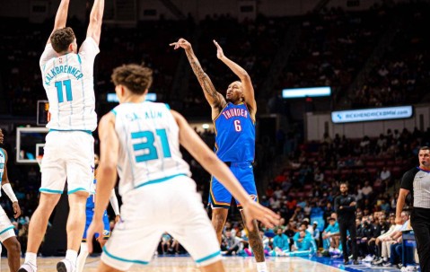 季前赛-威金斯23+6三球11分 雷霆主力缺阵大胜黄蜂