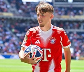 拜仁新太子横空出世!身价爆涨!17岁卡尔欧冠世界波引爆足坛