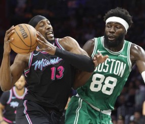 西蒙斯39分布朗27+7 凯尔特人逆转热火