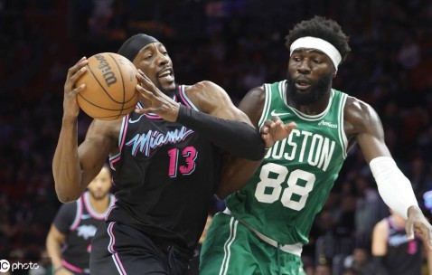 西蒙斯39分布朗27+7 凯尔特人逆转热火